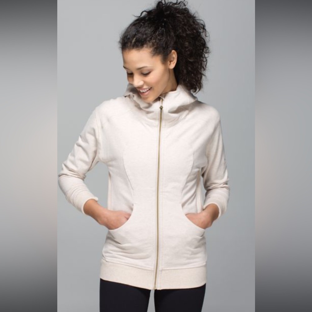 Lululemon On The Daily Hoodie 6 Athleisure workout‎ yoga outdoors travel